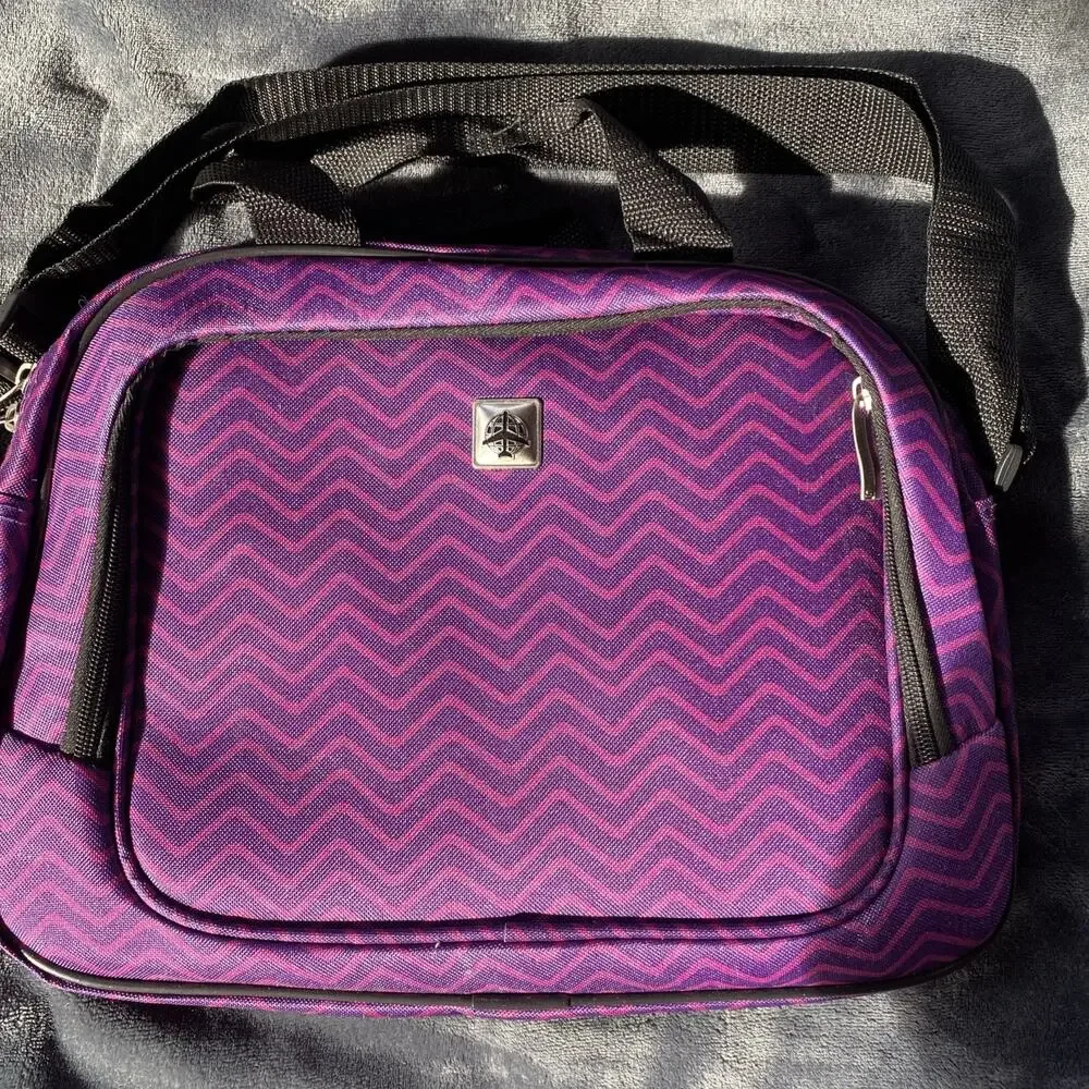 Travel Crew Black Day Luggage Bag Small